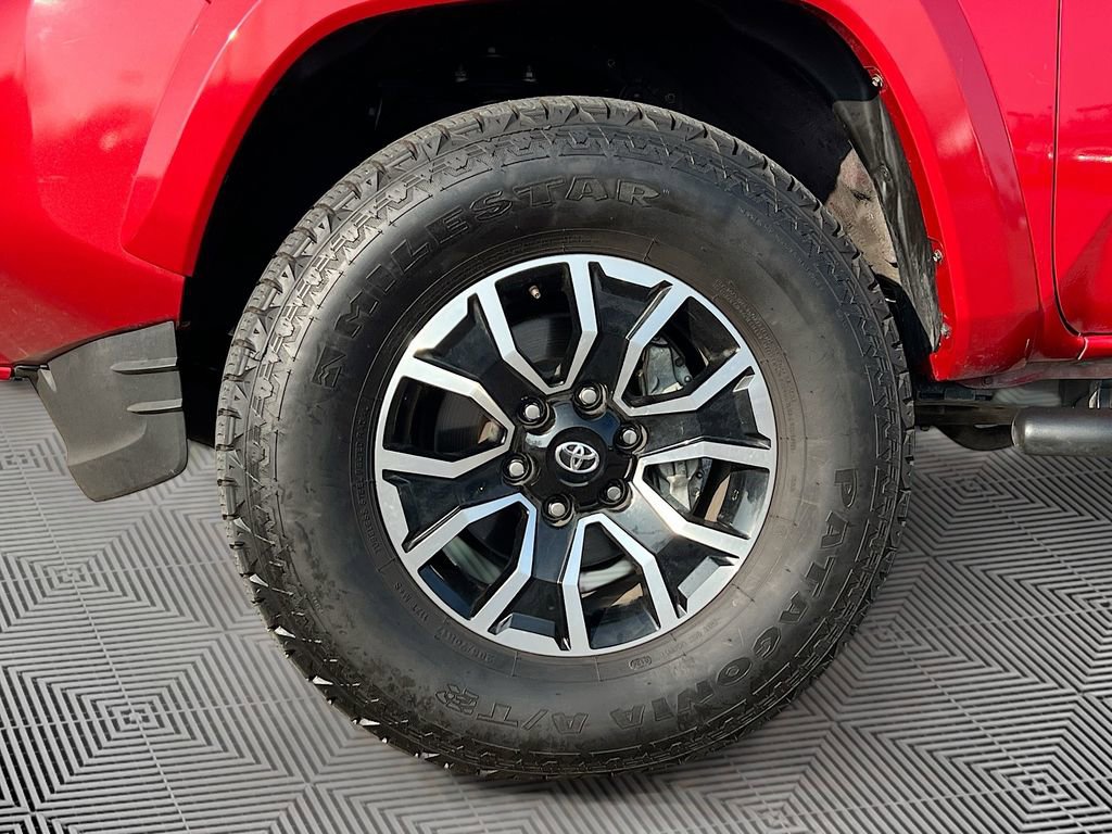 Used 2021 Toyota Tacoma TRD Sport w/ TRD Premium Sport Package image 32