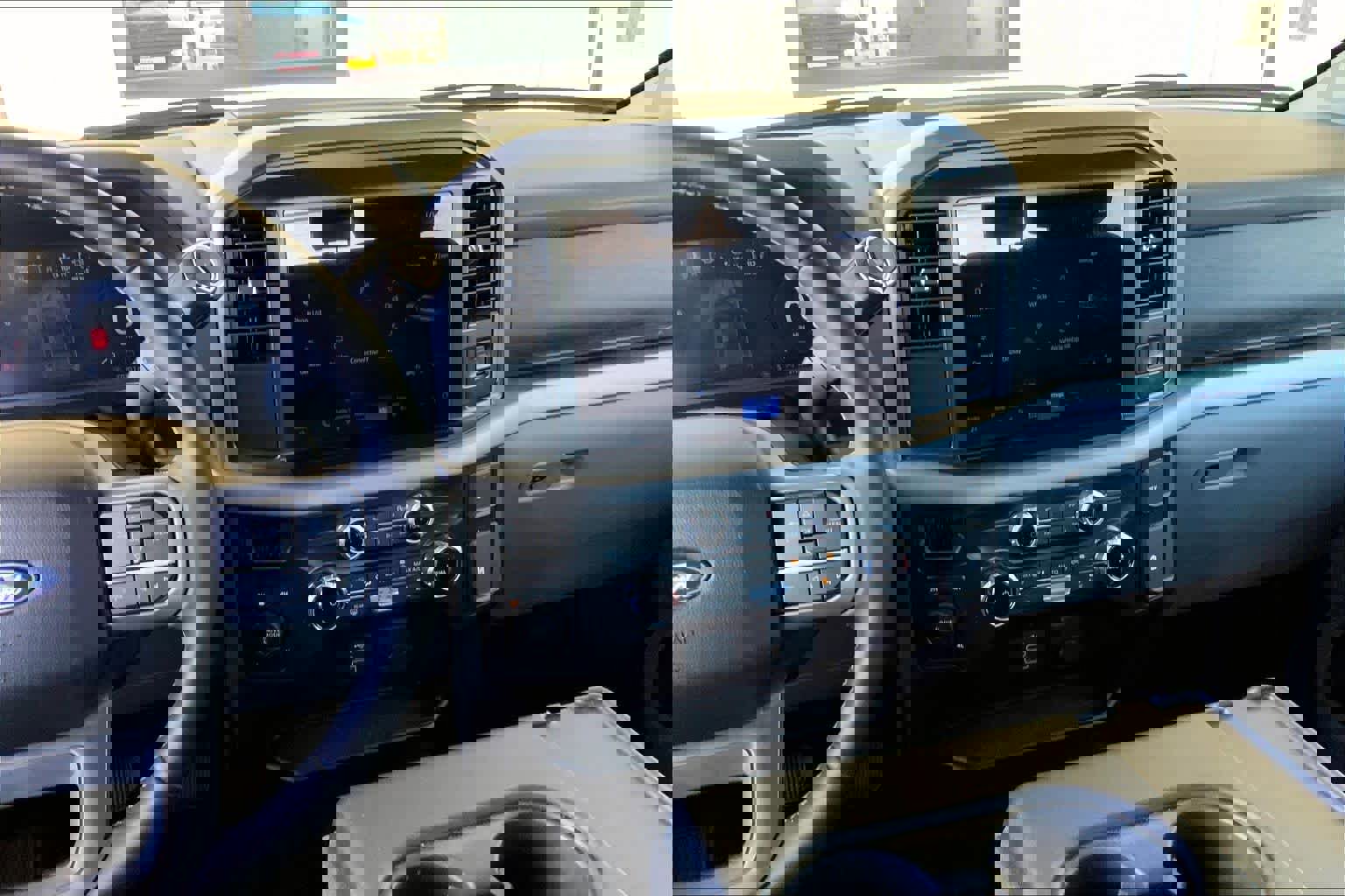 Certified 2025 Ford F150 XLT w/ Equipment Group 301A Standard image 6