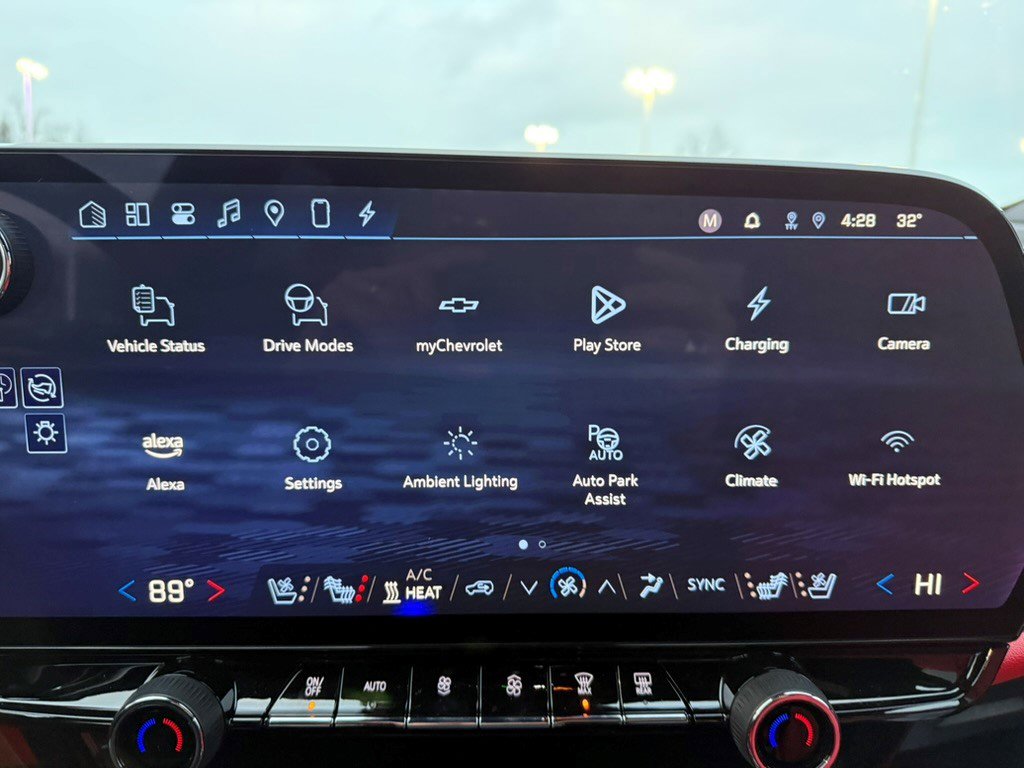 Certified 2025 Chevrolet Blazer EV SS w/ Performance Package image 18