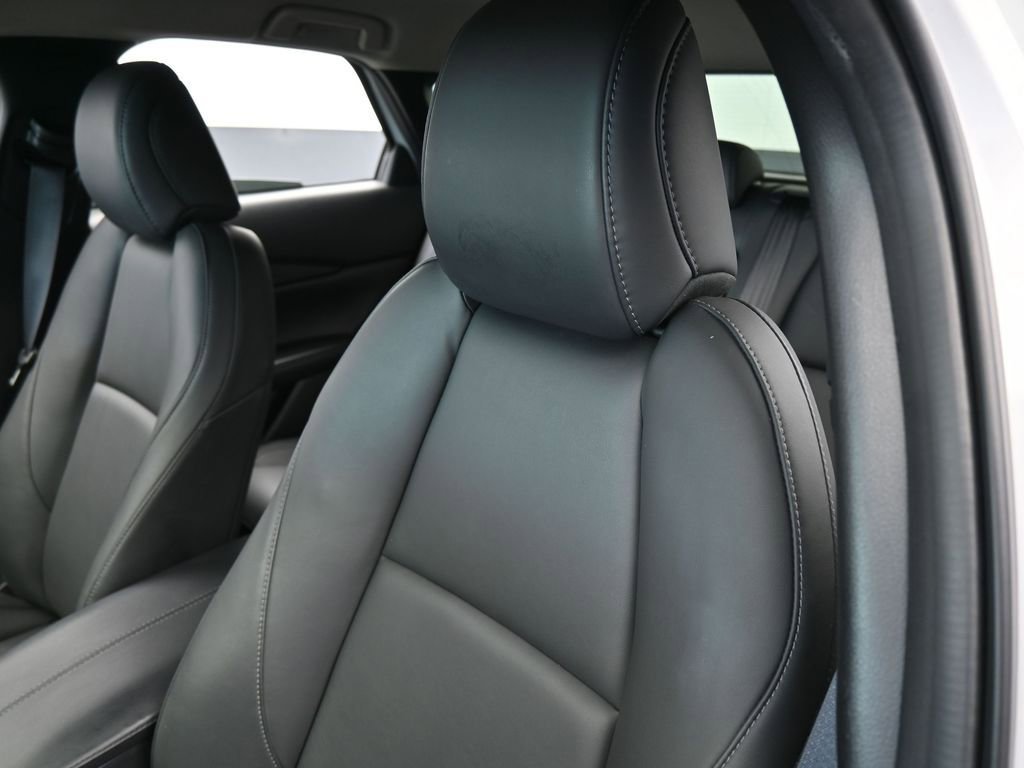 Used 2024 MAZDA CX-30 AWD 2.5 S w/ Select Sport Pkg image 16