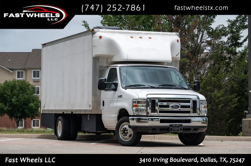 Used 2018 Ford E-450 and Econoline 450 Super Duty w/ Power Windows & Locks Group image 1