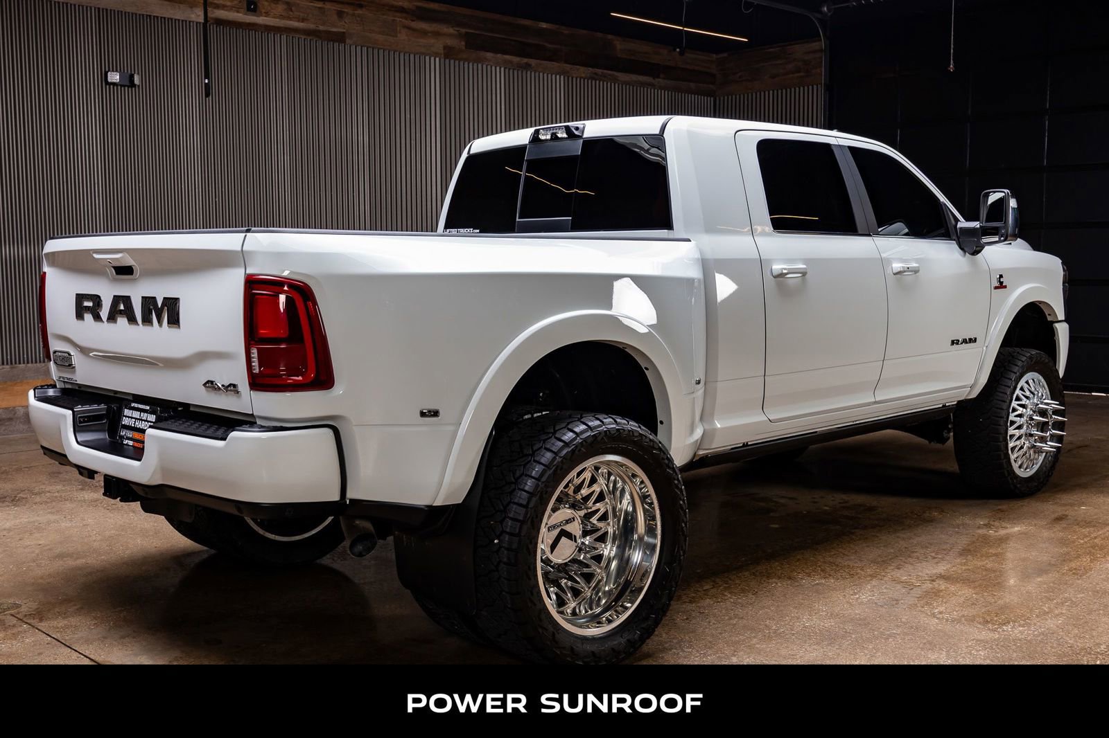 Used 2025 RAM 3500 Longhorn image 9