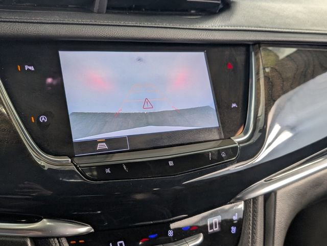 Used 2021 Cadillac XT6 Premium Luxury image 20