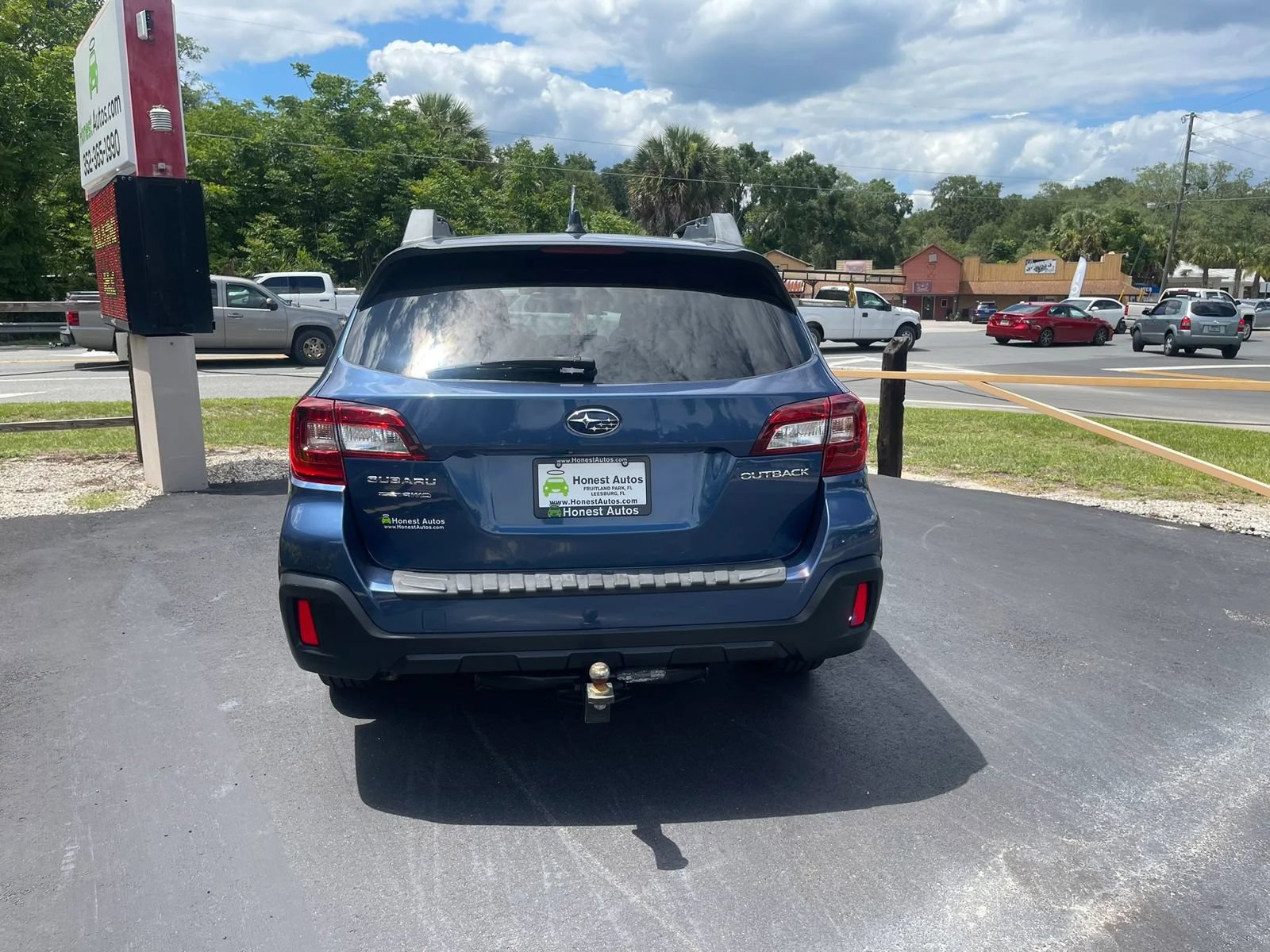 Used 2019 Subaru Outback 2.5i Premium AWD/4WD image 4