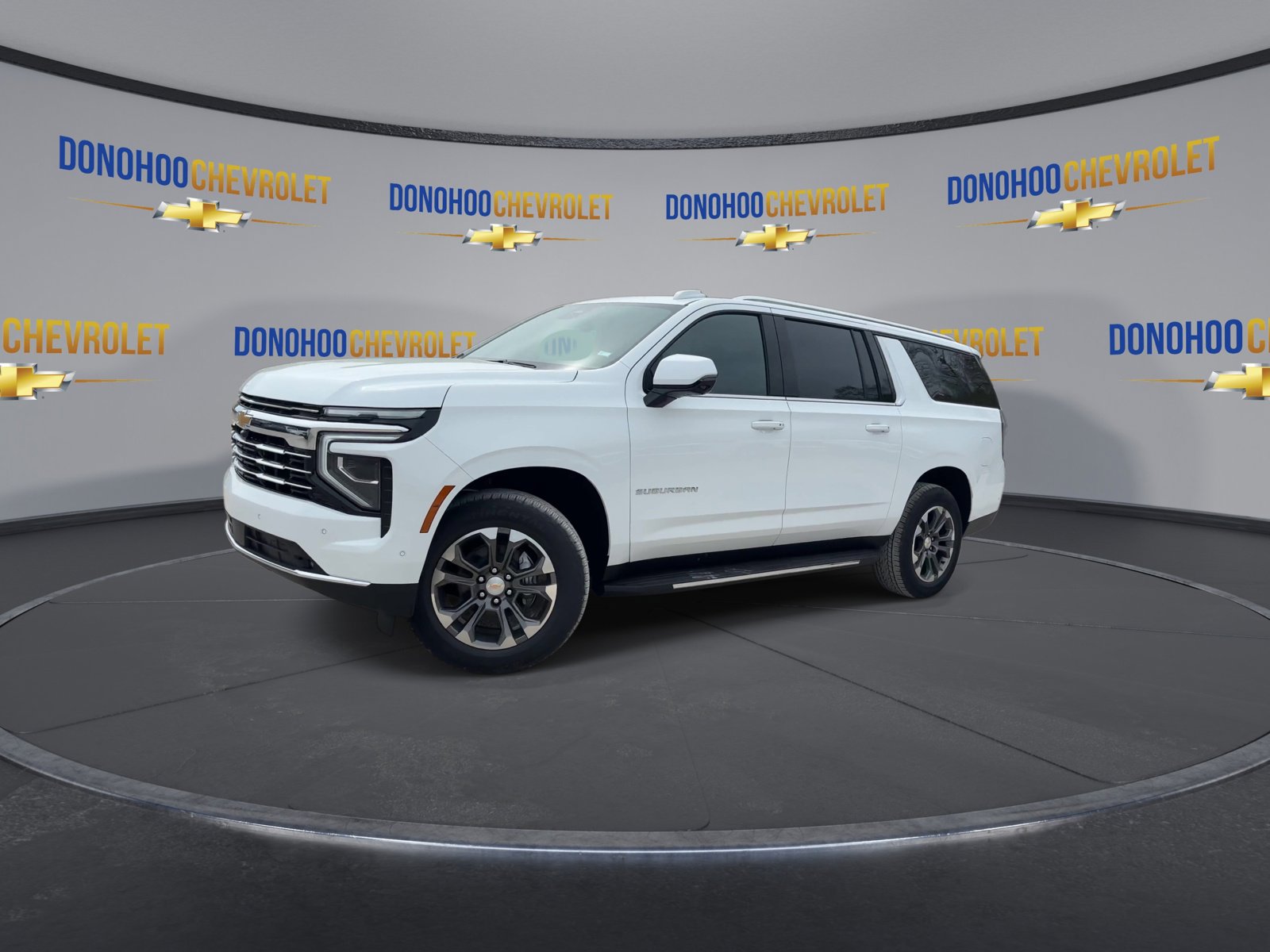 New 2026 Chevrolet Suburban LT image 7