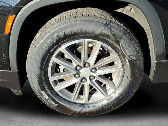 Used 2023 Chevrolet Traverse LT FWD image 10