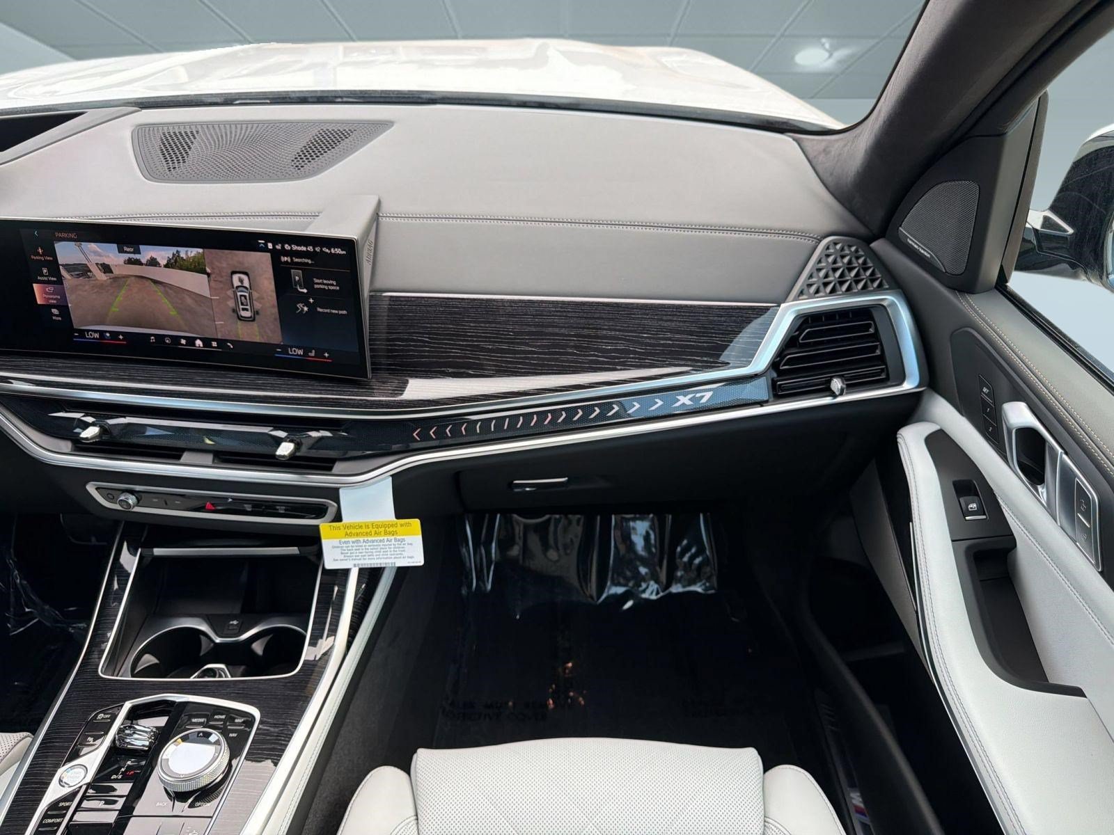 New 2027 BMW X7 xDrive40i w/ M Sport Package AWD/4WD image 30