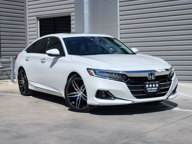 Used 2022 Honda Accord Touring image 2