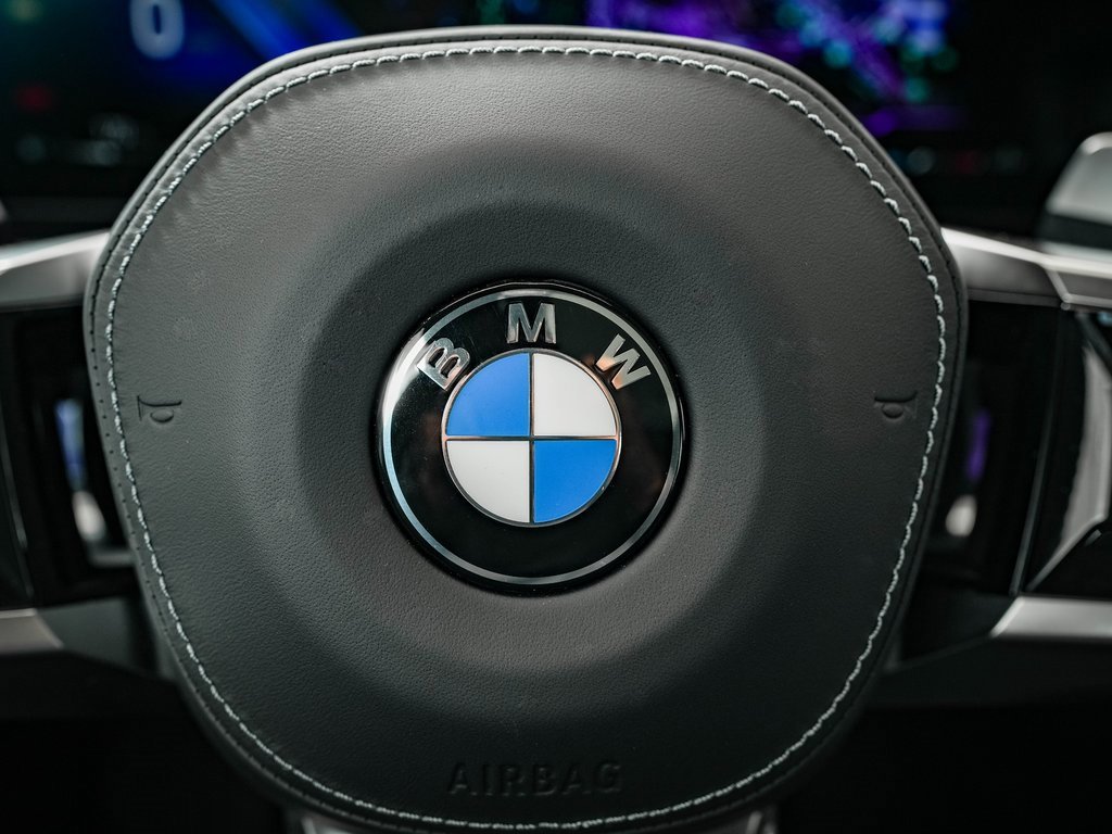 New 2026 BMW 740i xDrive w/ Executive Package image 32