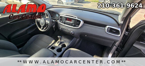 Used 2017 Kia Sorento L FWD image 16