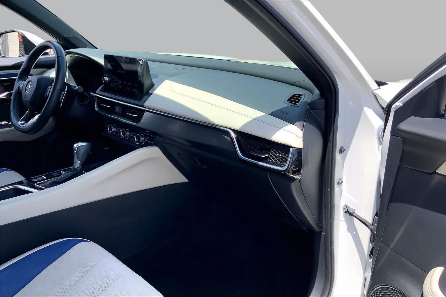 Used 2025 Acura ADX A-Spec FWD image 19