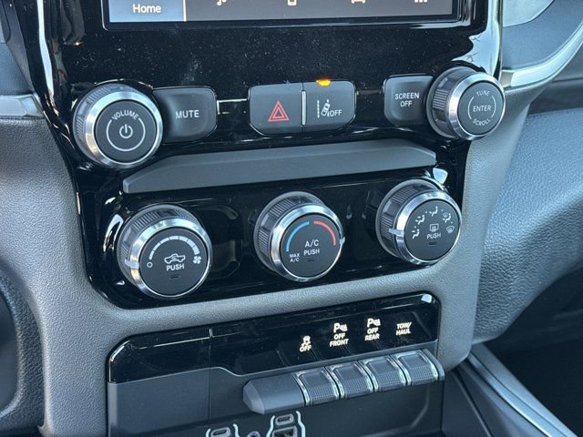 New 2026 RAM 1500 Express image 33