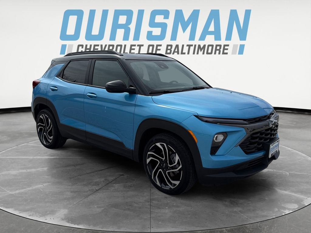 Used 2025 Chevrolet TrailBlazer RS w/ Convenience Package image 1