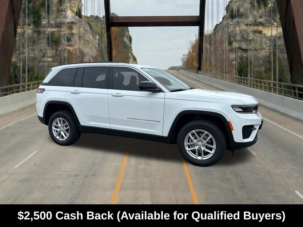 New 2026 Jeep Grand Cherokee Laredo RWD image 12