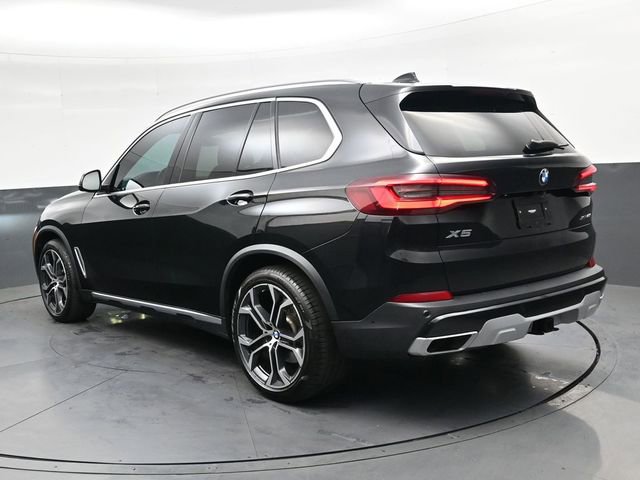 Used 2022 BMW X5 xDrive40i w/ Premium Package AWD/4WD image 6