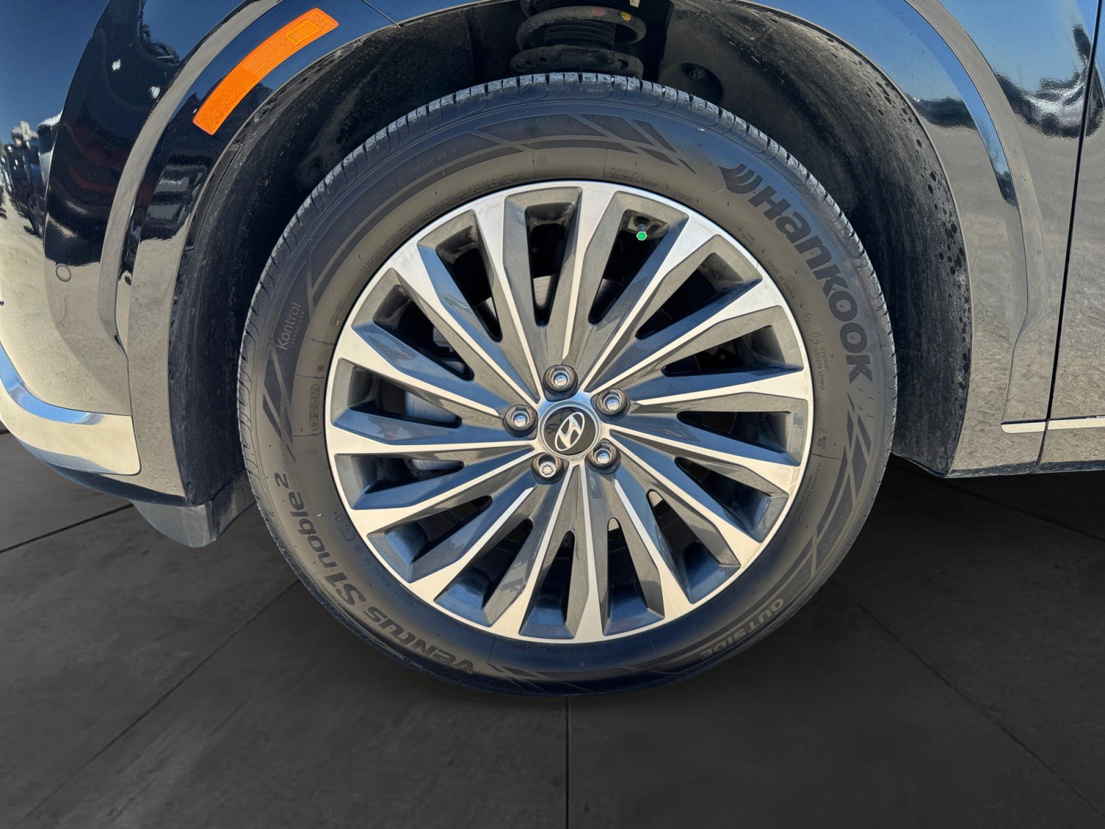 Used 2024 Hyundai Palisade Calligraphy image 14