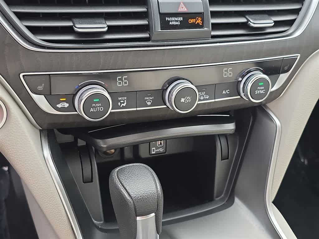 Certified 2018 Honda Accord EX image 22