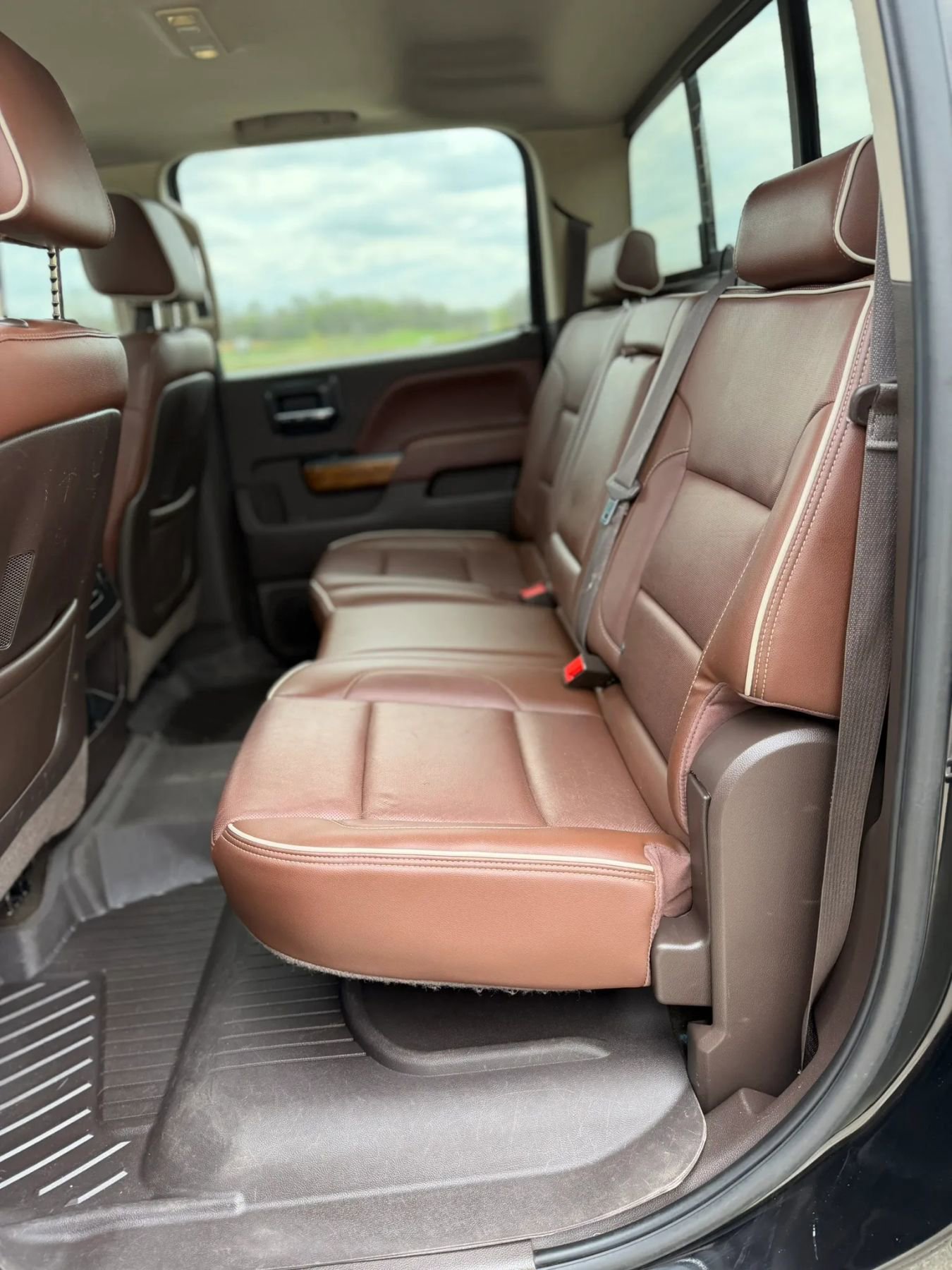 Used 2015 Chevrolet Silverado 2500 High Country AWD/4WD image 12
