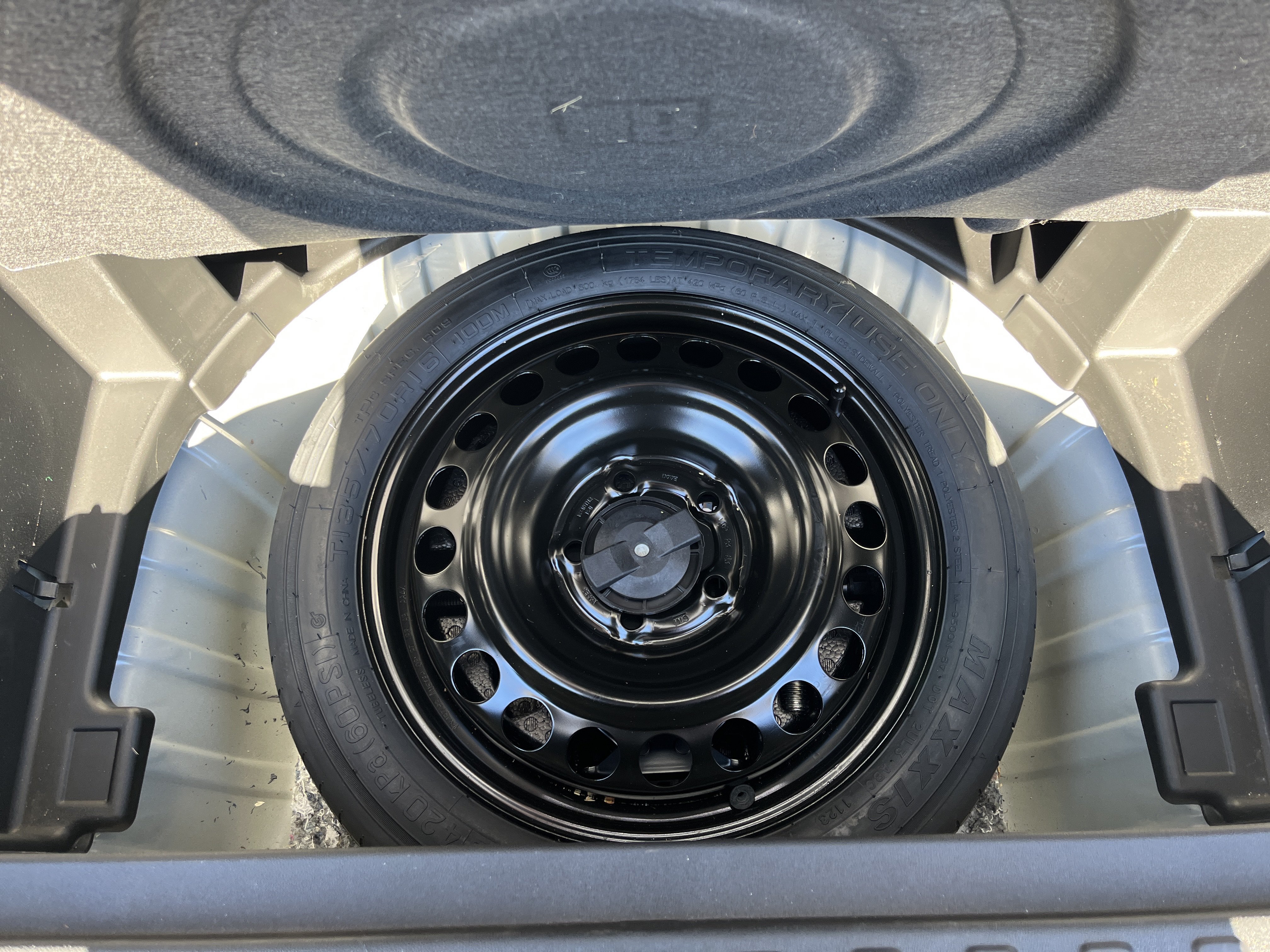 Used 2023 GMC Terrain SLE w/ Driver Convenience Package AWD/4WD image 30