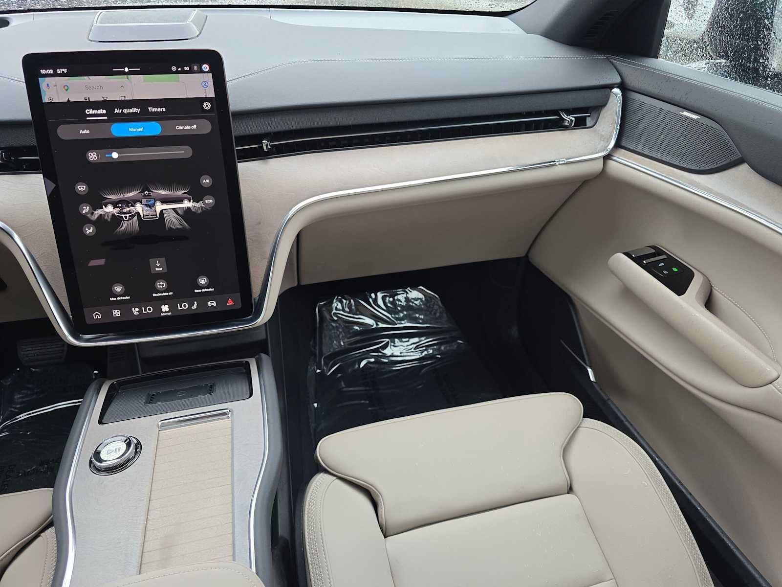 Certified 2025 Volvo EX90 Plus AWD/4WD image 20