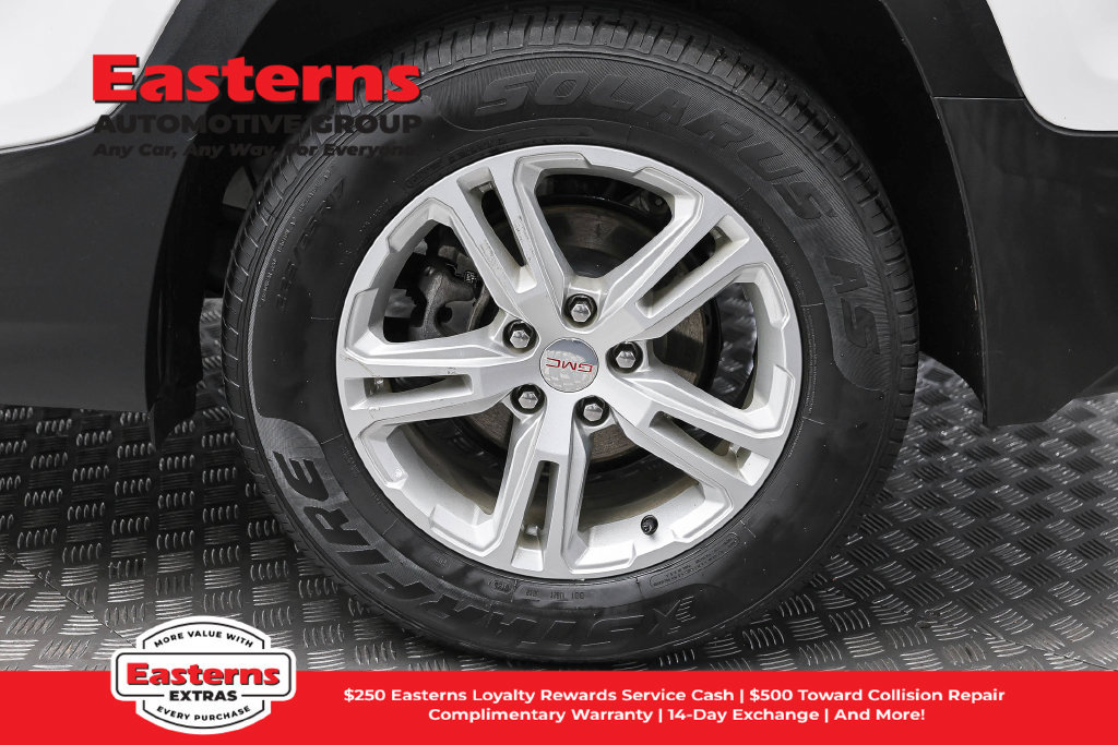 Used 2023 GMC Terrain SLE w/ Driver Convenience Package AWD/4WD image 9