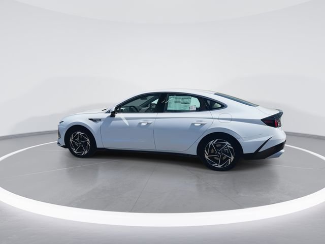New 2026 Hyundai Sonata SEL FWD image 5