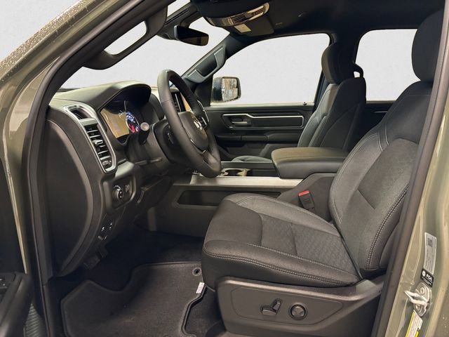 New 2026 RAM 1500 4x4 Crew Cab image 10