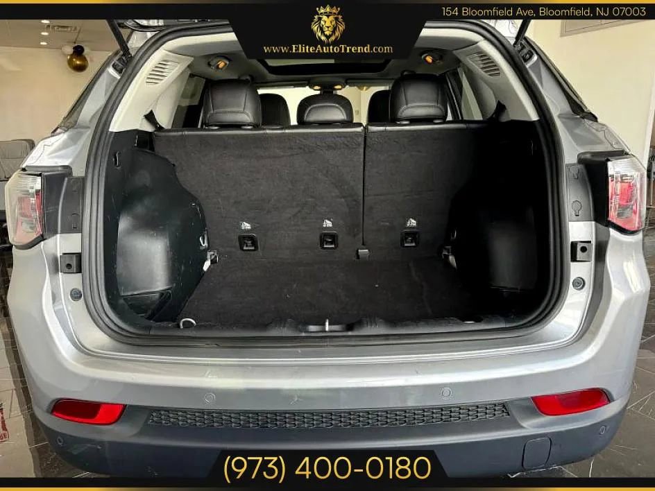 Used 2018 Jeep Compass Latitude w/ Popular Equipment Group image 29