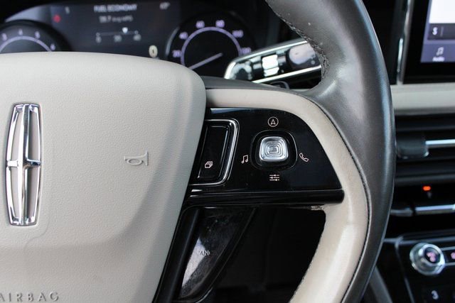 Used 2020 Lincoln Corsair Reserve w/ Elements Package image 16