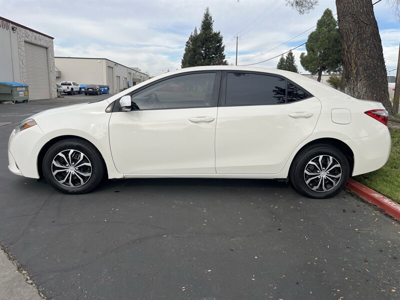 Used 2016 Toyota Corolla L FWD image 8