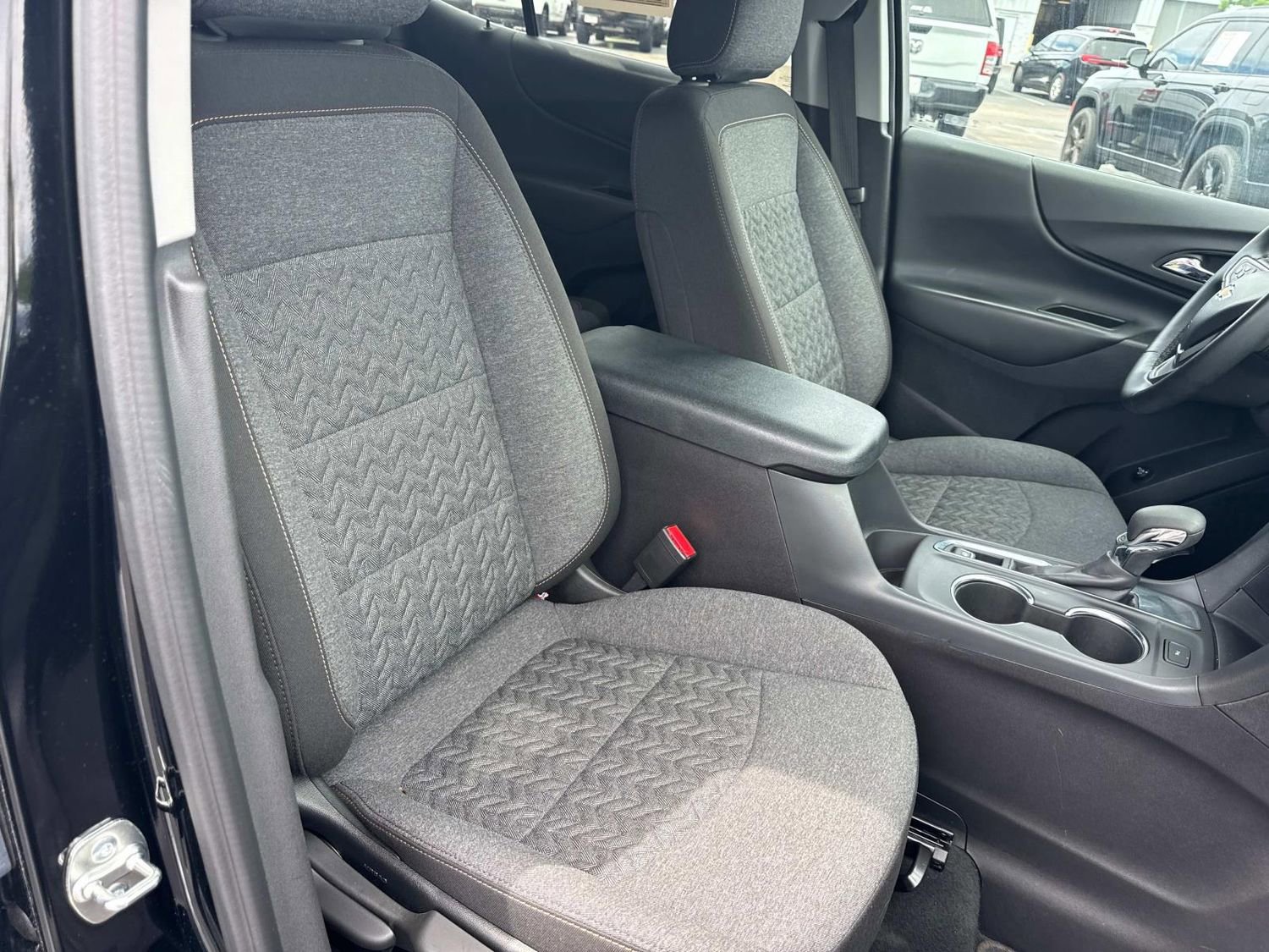 Used 2024 Chevrolet Equinox LT FWD image 24