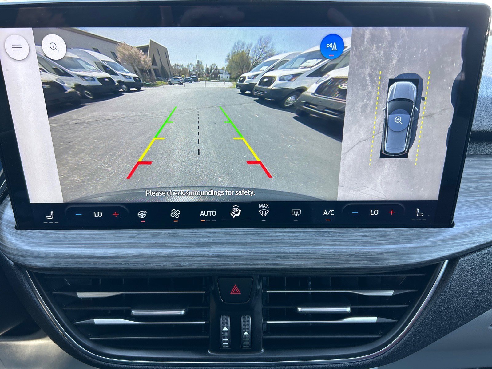 Certified 2023 Ford Escape Platinum AWD/4WD image 27