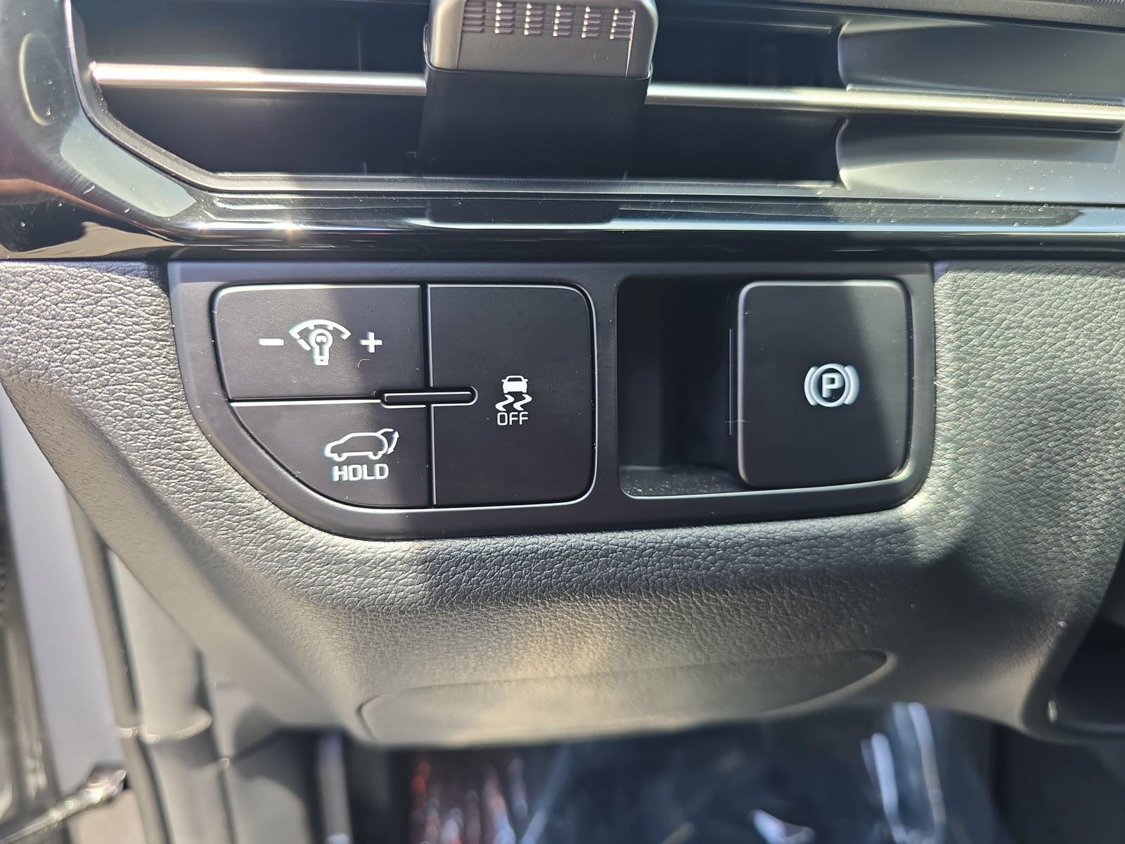 Used 2026 Kia Sportage EX w/ EX Panorama Roof Package FWD image 28