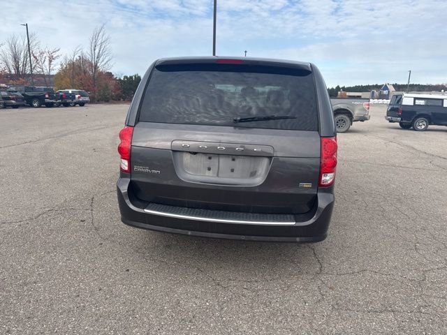 Used 2019 Dodge Grand Caravan SE w/ Rear Park Assist Package image 17
