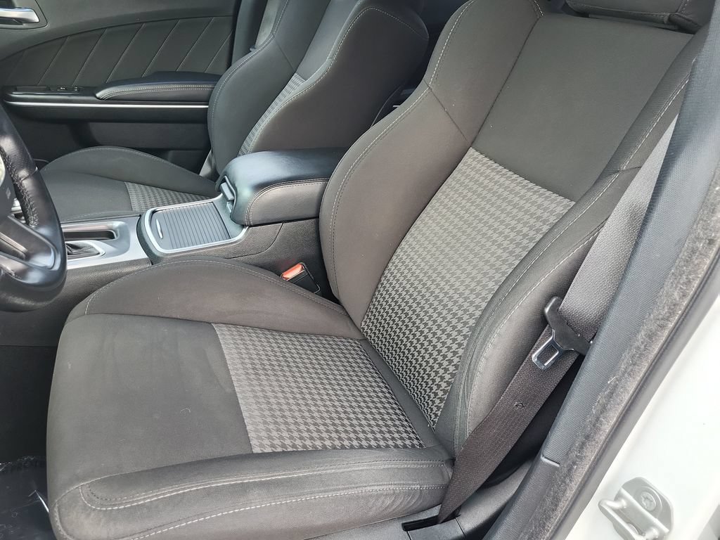 Used 2020 Dodge Charger R/T RWD image 12