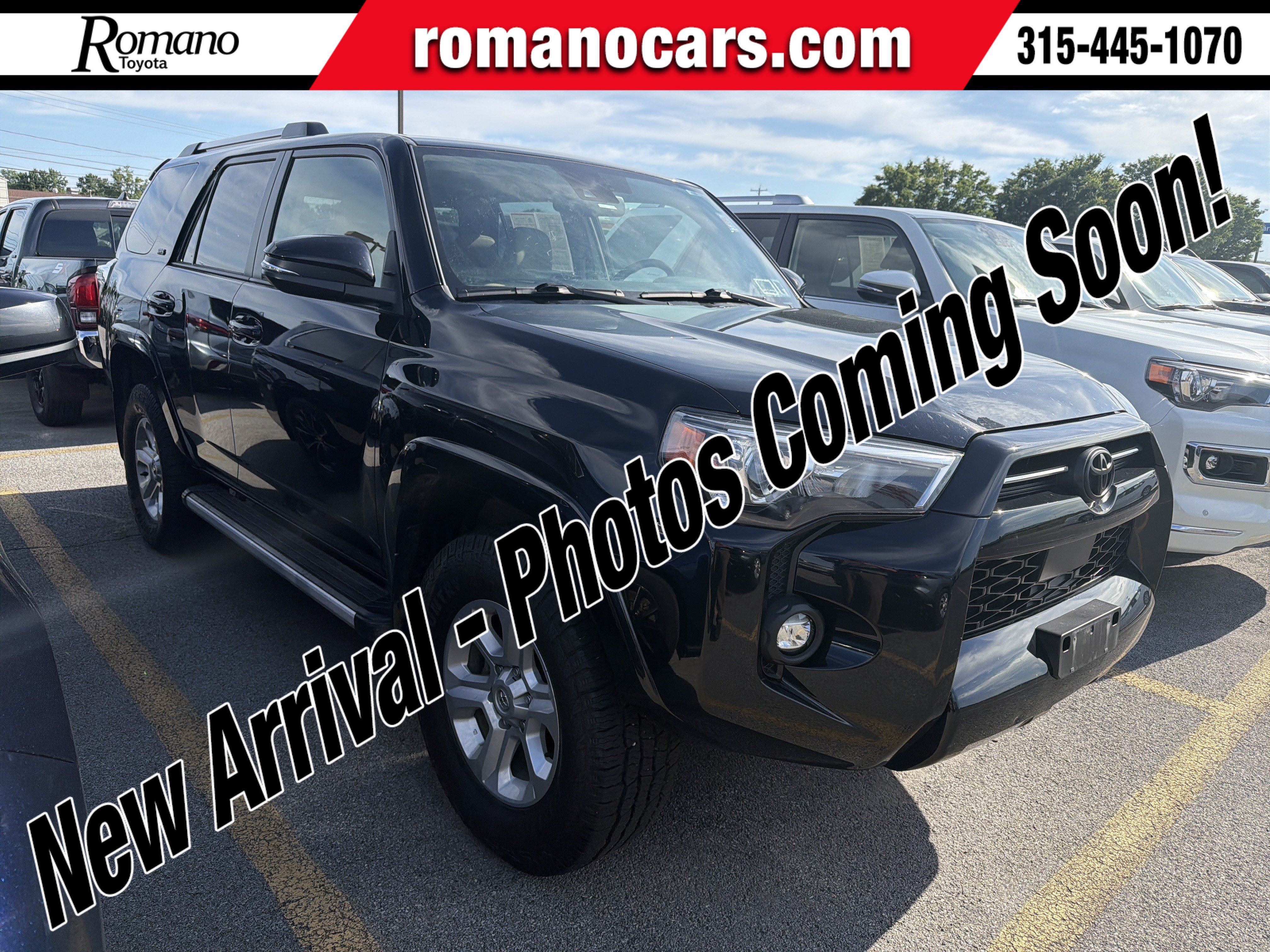 Used 2023 Toyota 4Runner SR5 Premium w/ Moonroof Package AWD/4WD image 1