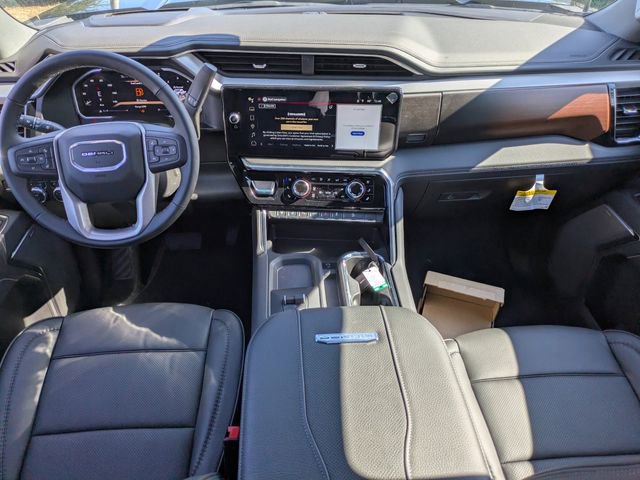 New 2026 GMC Sierra 2500 Denali w/ Denali Reserve Package image 14