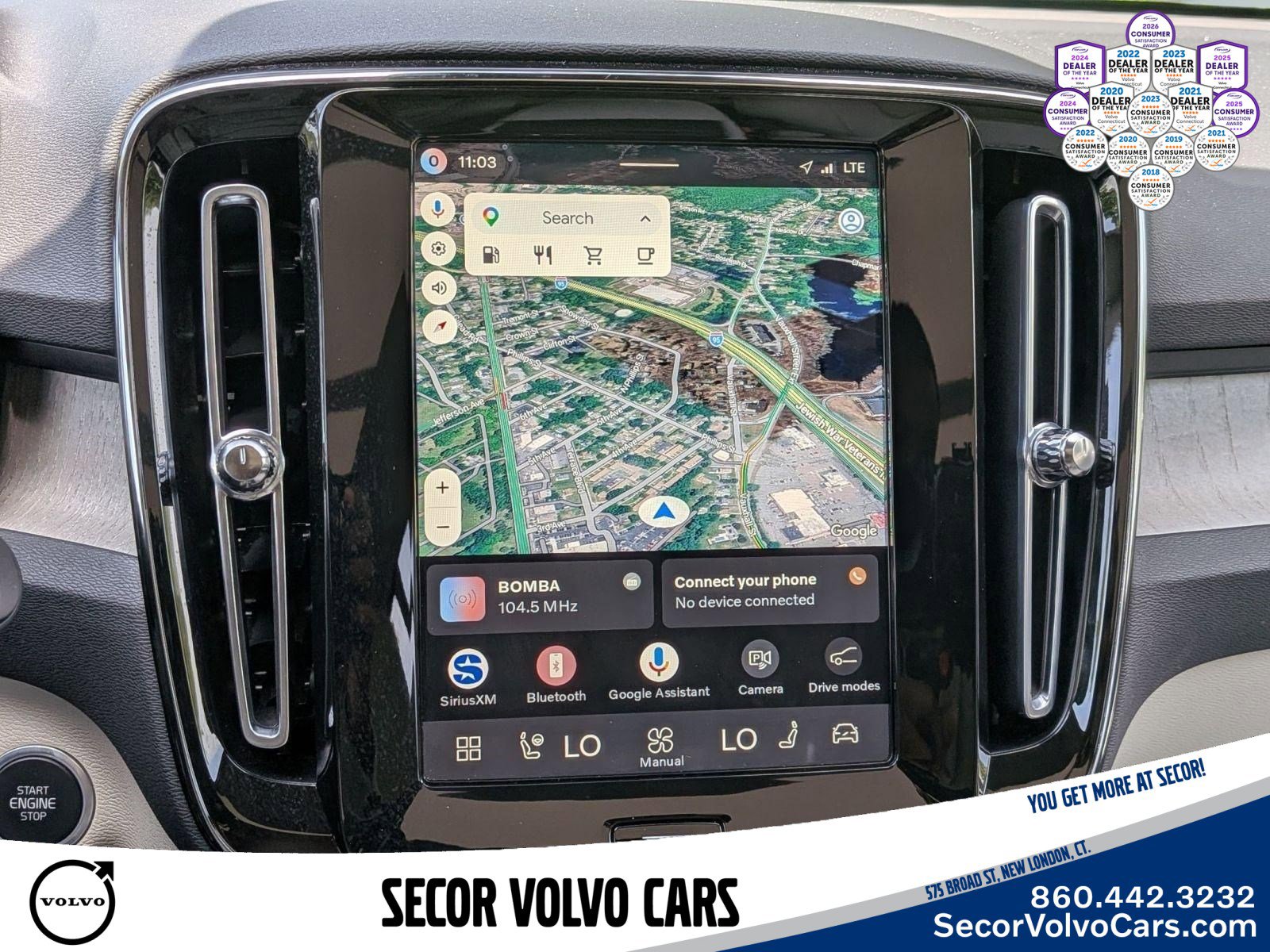 Certified 2026 Volvo XC40 B5 Plus AWD/4WD image 26