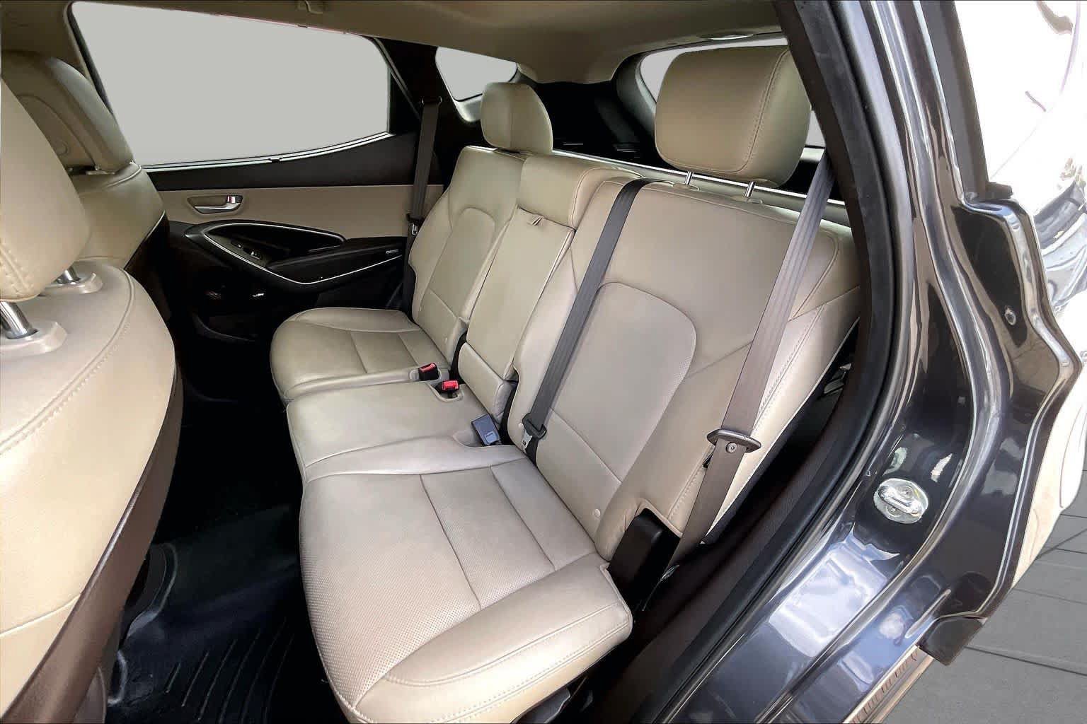 Used 2018 Hyundai Santa Fe Sport w/ 2.4L Tech Package 04 FWD image 20