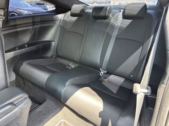 Used 2019 Honda Civic Sport image 16
