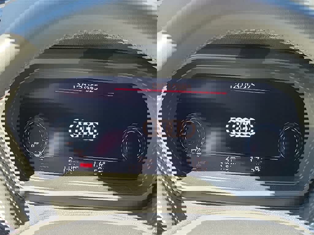 New 2026 Audi Q4 e-tron Premium Plus image 18