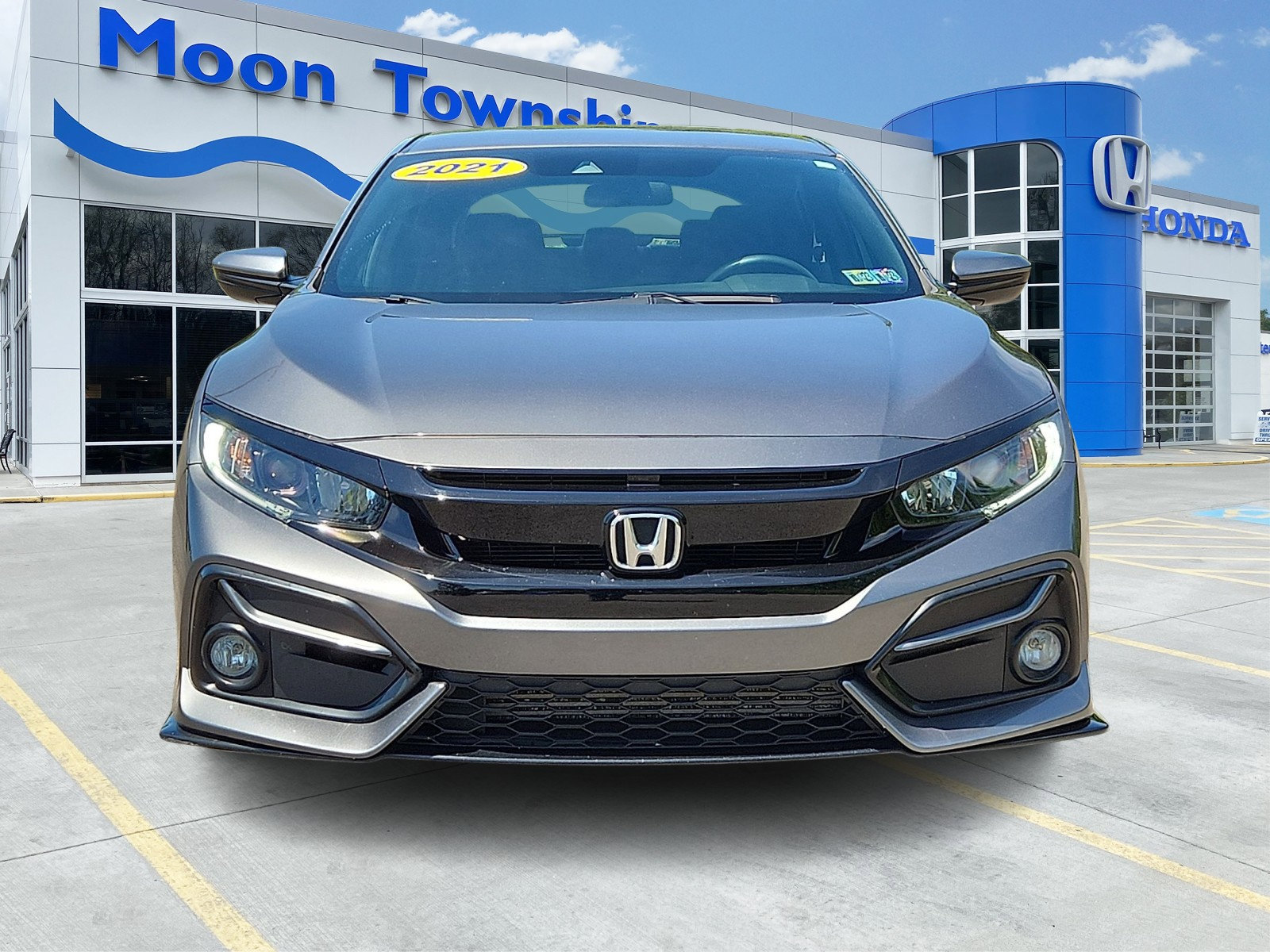 Used 2021 Honda Civic Sport image 2