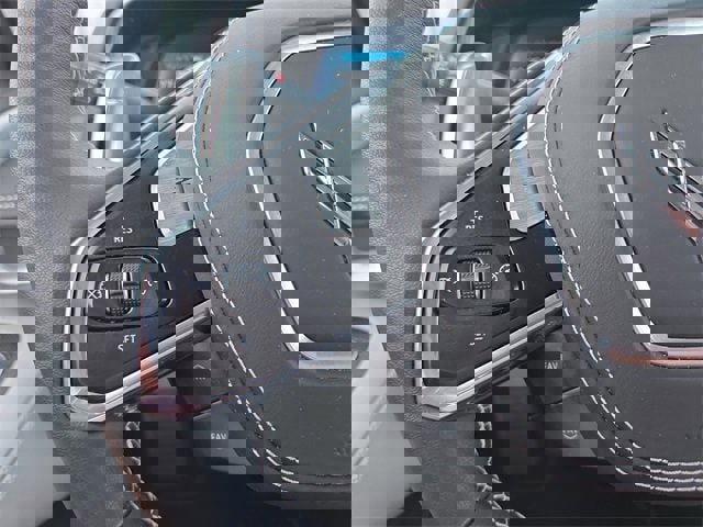 Used 2023 Chevrolet Corvette Stingray Premium Conv w/ Z51 Performance Package image 19