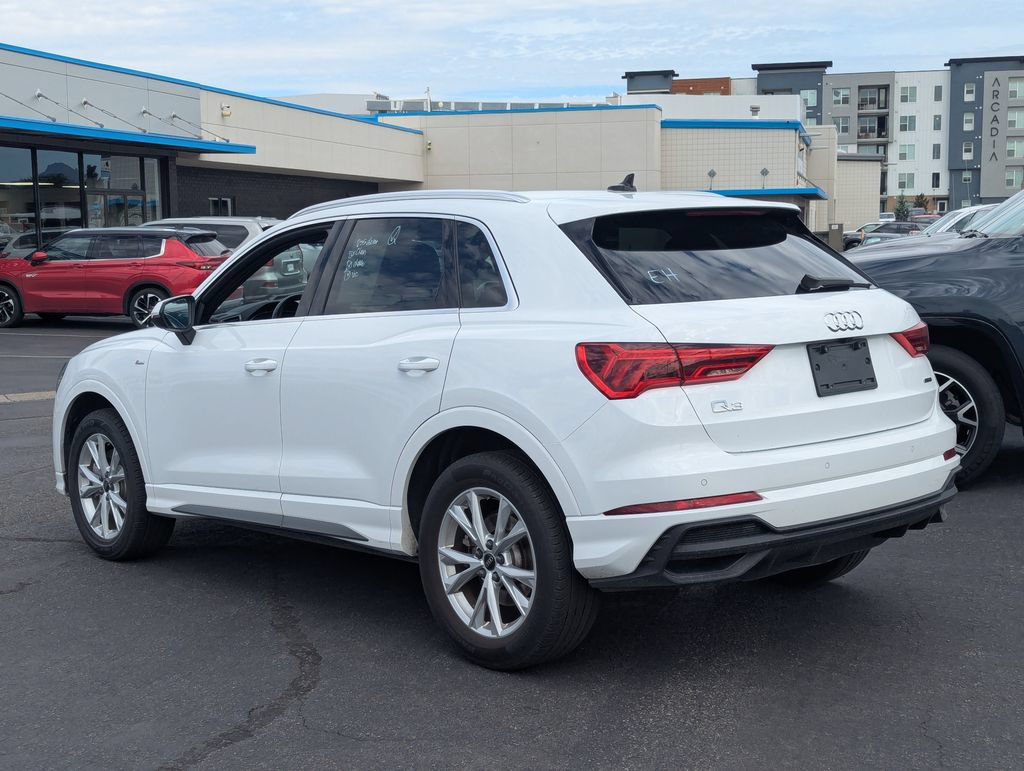Used 2025 Audi Q3 2.0T Premium AWD/4WD image 7