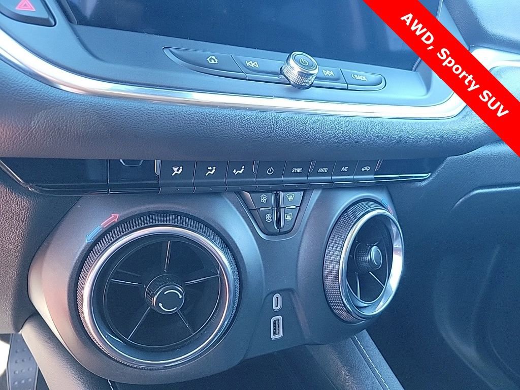 Used 2023 Chevrolet Blazer LT image 26