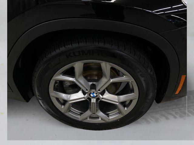 Used 2020 BMW X4 xDrive30i w/ Convenience Package AWD/4WD image 17