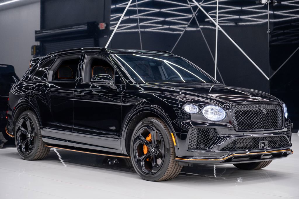 Used 2025 Bentley Bentayga