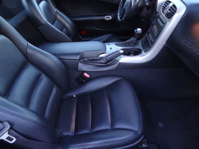 Used 2005 Chevrolet Corvette Coupe w/ Preferred Equipment Group RWD image 9
