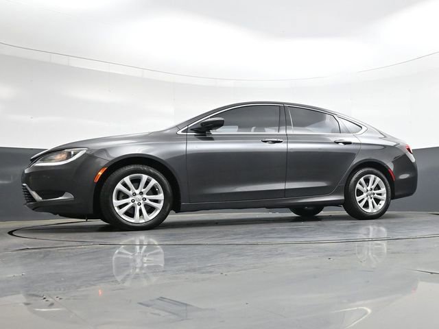 Used 2017 Chrysler 200 Limited Platinum FWD image 34