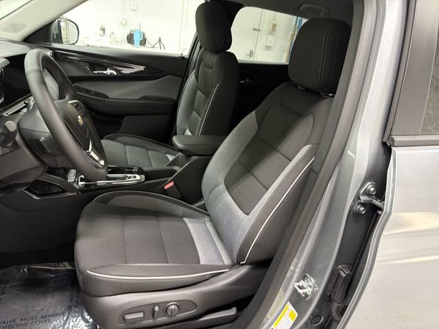 New 2026 Chevrolet TrailBlazer LT w/ Convenience Package FWD image 19